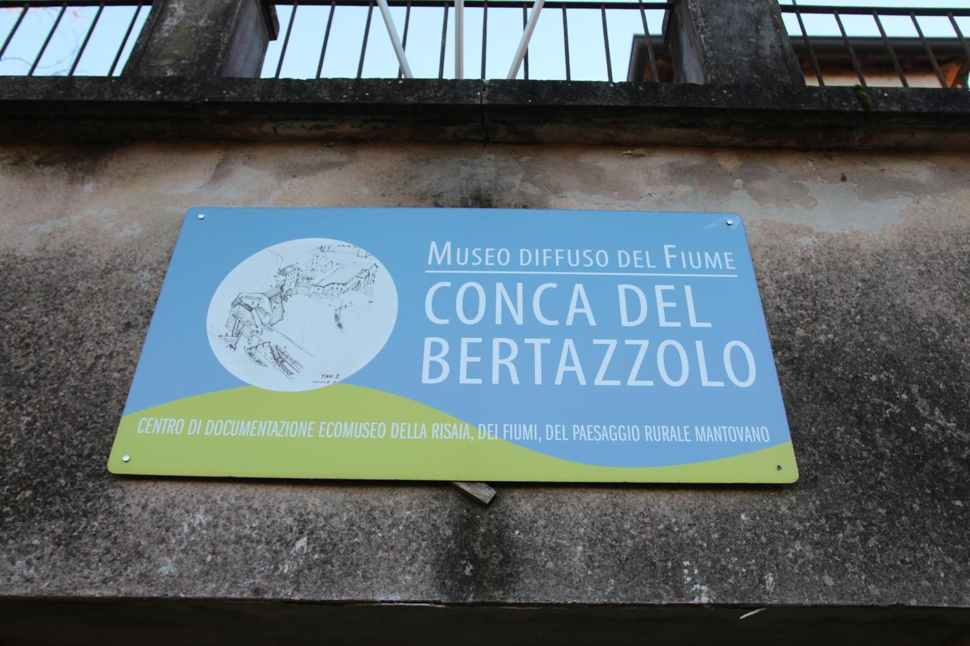 Ostello Dei Concari Governolo Esterno foto