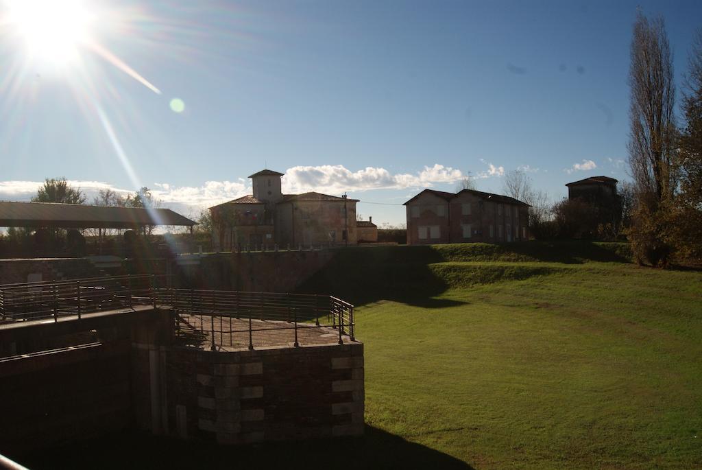 Ostello Dei Concari Governolo Esterno foto